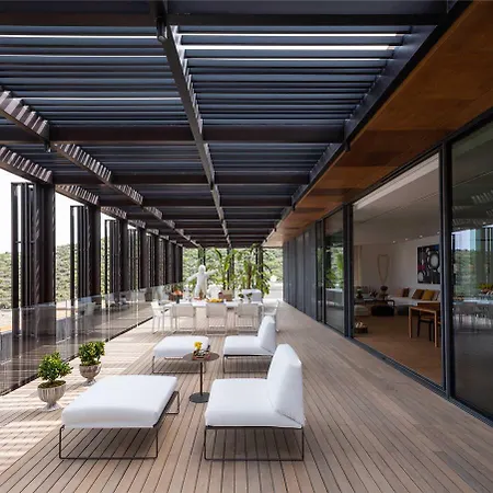 Kempinski Barbaros Residences Hotel